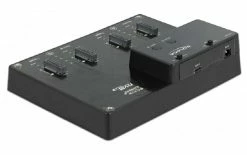 DeLock USB-C - 4x M.2 NVMe - Accessoires Supports De Mémoire